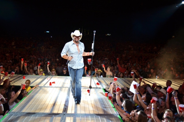 toby keith red solo cup goes viral